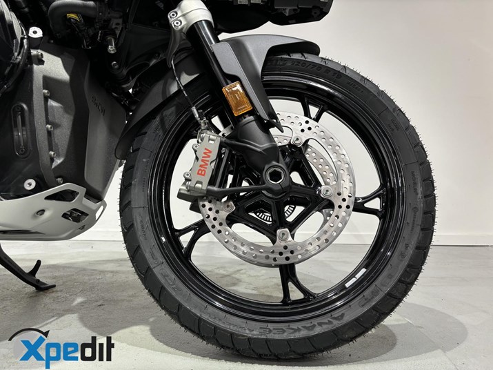 BMW R 1300 GS BMW R 1300 GS